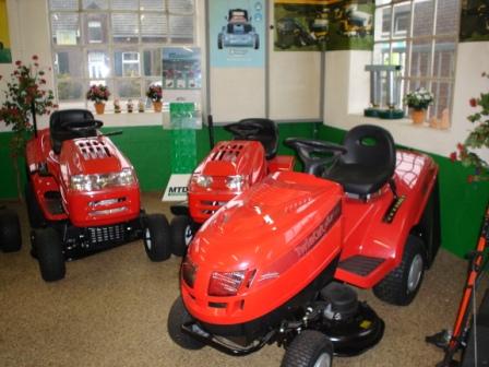 [img width=448 height=336]http://www.vissers-tmlmb.nl/image/product/zitmaaier_rood.JPG[/img]